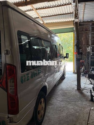 Xe khách Ford Transit Bạc 16 chỗ