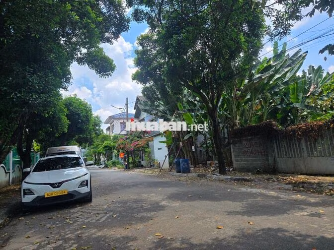 BIỆT THỰ MINI 3 TẦNG, GẦN CHỢ LINH TRUNG, CHỈ HƠN 18 TY