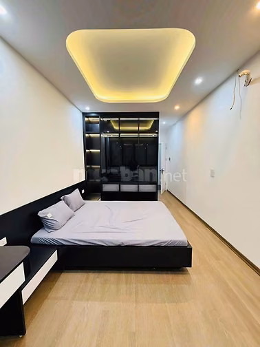Cho thuê nhà nguyên căn mặt ngõ 429 Kim Mã, nhà mới xây 