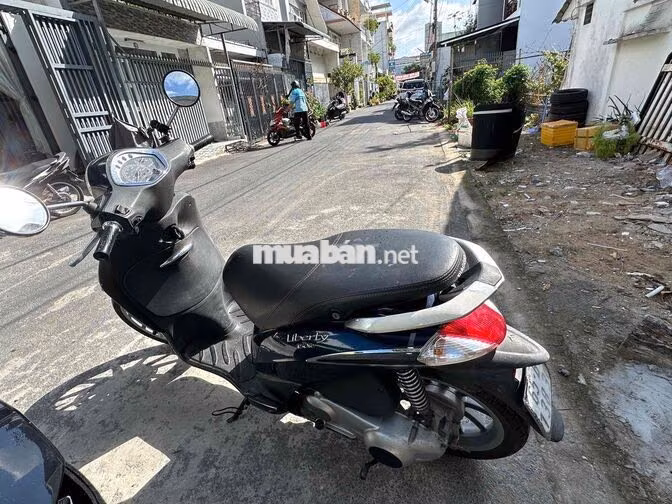 Piaggio Liberty 150cc Nữ Xanh đen