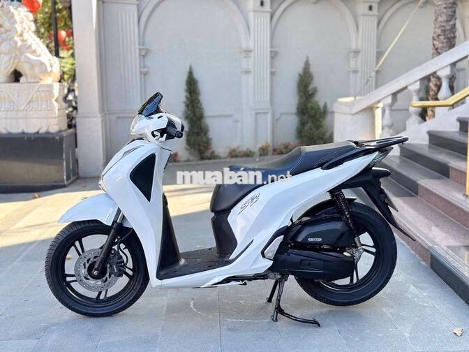 Honda SH 2019 Trắng
