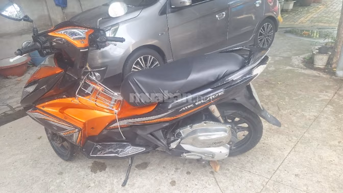 CẦN BÁN XE AIR BLADE 2014 (Chính chủ đăng bán)