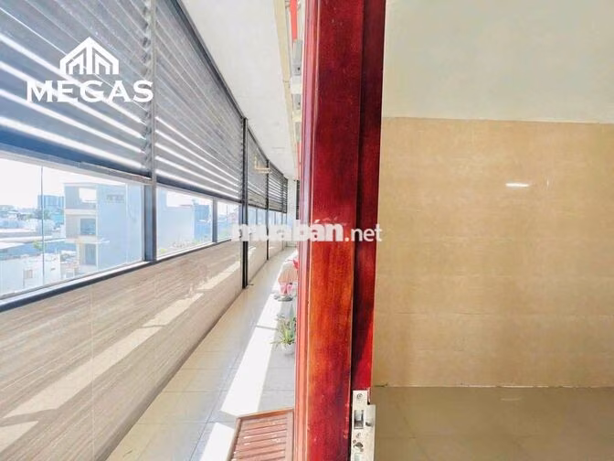 Duplex ban công Giá rẻ ngay Kinh Dương Vương sát ĐH Mở Gia Phú