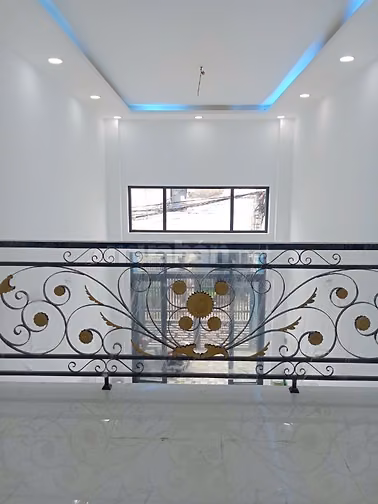 Bán Gấp nhà mới xây, gần trường học, chợ Lạc Quang, ngã tư An Sương