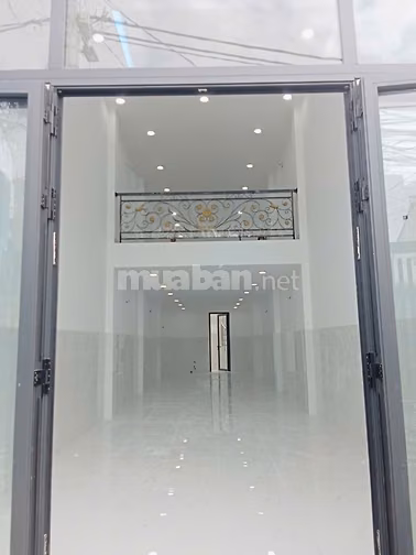 Bán Gấp nhà mới xây, gần trường học, chợ Lạc Quang, ngã tư An Sương