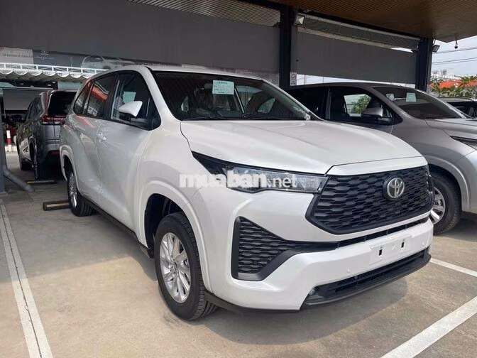 Toyota Innova Cross G ưu đãi tới 30tr|Thu xe cũ