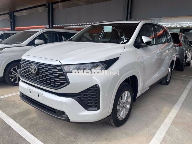 Toyota Innova Cross G ưu đãi tới 30tr|Thu xe cũ