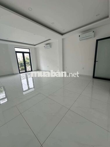 Cho thuê nhà 7pn 5wc có thang máy đuờng Hoàng Hoa Thám Phú Lợi