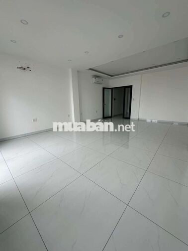 Cho thuê nhà 7pn 5wc có thang máy đuờng Hoàng Hoa Thám Phú Lợi