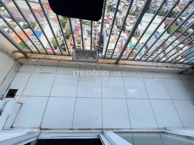 Cho thuê chung cư Hoa Sen, 262 Lạc Long Quân - 3PN, 110m2 giá thuê 14t