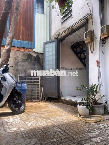 NHÀ RIÊNG BIỆT ĐI VĐÈ TỰ DO, ĐIỆN NƯỚC RIÊNG ĐỒNG HỒ CHÍNH