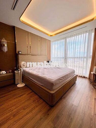 Căn hộ 4pn đầu hồi hiếm, trọn view sông, công viên.
