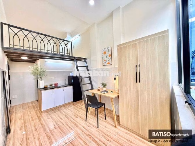DUPLEX CỬA SỔ TRỜI RỘNG 40M2 FULL NỘI THẤT MỚI KENG NGAY Q10