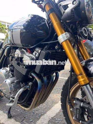 Honda CB400 Vtec 3 Tracker/Cafe Racer.Chính Chủ
