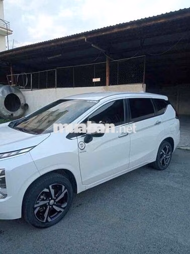 Mitsubishi Xpander Trắng