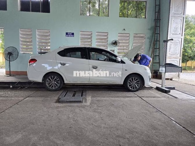 Mitsubishi Attrage 2016 Số sàn Trắng