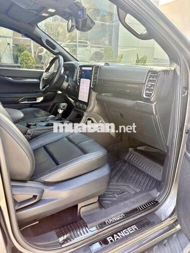 Ford Ranger 2023 2 cầu bản cao cấp Xám
