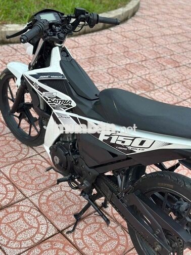 Suzuki Satria 150R Trắng đen 1059 km