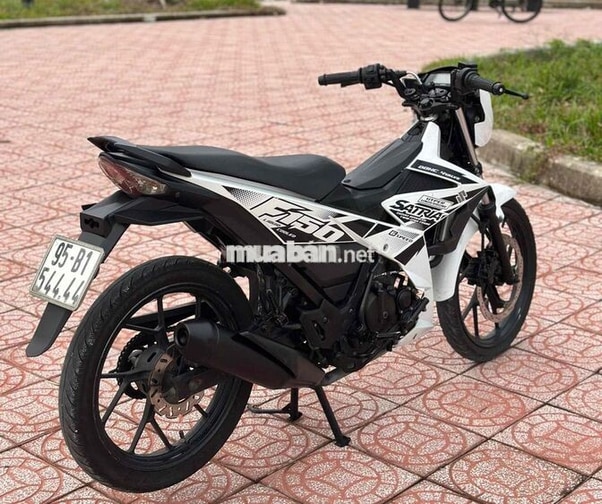 Suzuki Satria 150R Trắng đen 1059 km