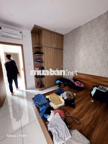 CẦN CHO THUÊ NHÀ NGUYÊN CĂN HẺM 793 TRẦN XUÂN SOẠN XE HƠI TỚI NƠI.