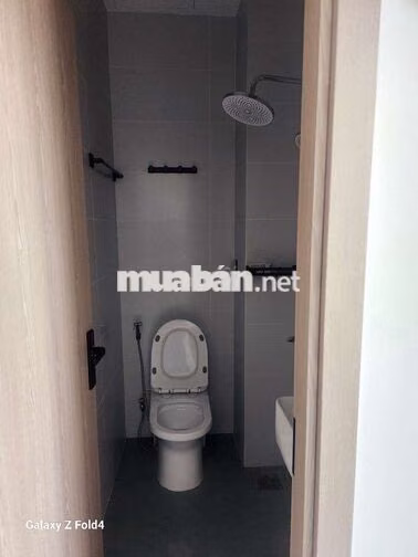 CẦN CHO THUÊ NHÀ NGUYÊN CĂN HẺM 793 TRẦN XUÂN SOẠN XE HƠI TỚI NƠI.