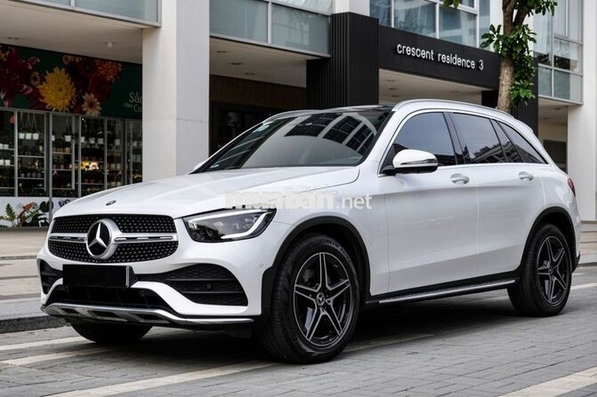 Mercedes Benz GLC 300 4Matic 2022 - 1 Tỷ 679 Triệu