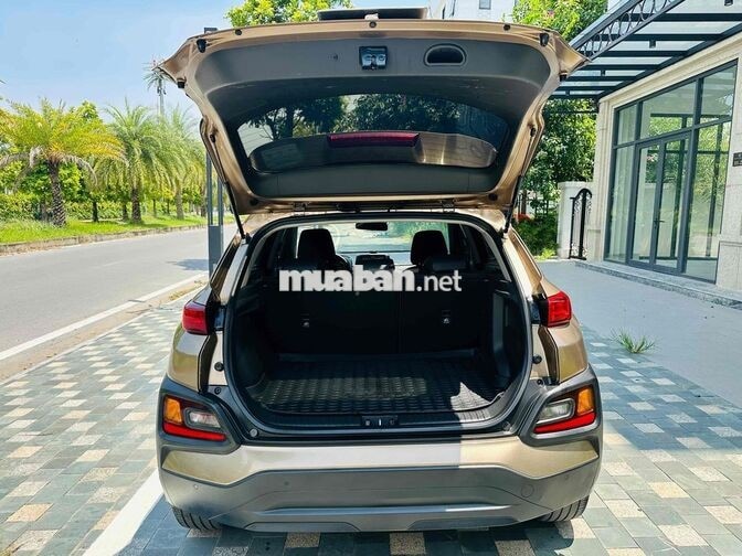 BÁN KONA 2.0 TIÊU CHUẨN ĐI HƠN 8 VẠN KM ***