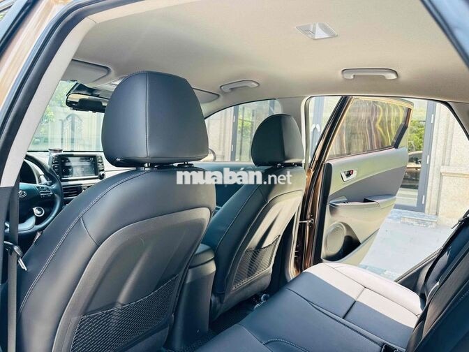 BÁN KONA 2.0 TIÊU CHUẨN ĐI HƠN 8 VẠN KM ***