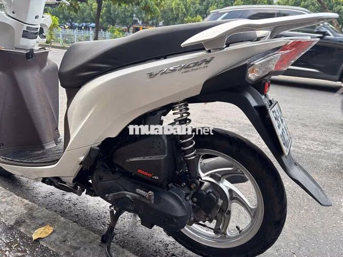 Honda Vision 2018 Trắng 30280 km