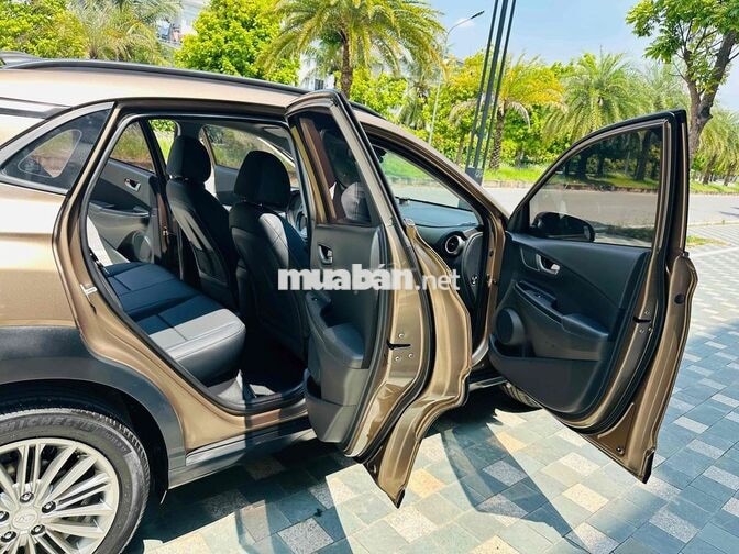 BÁN KONA 2.0 TIÊU CHUẨN ĐI HƠN 8 VẠN KM ***