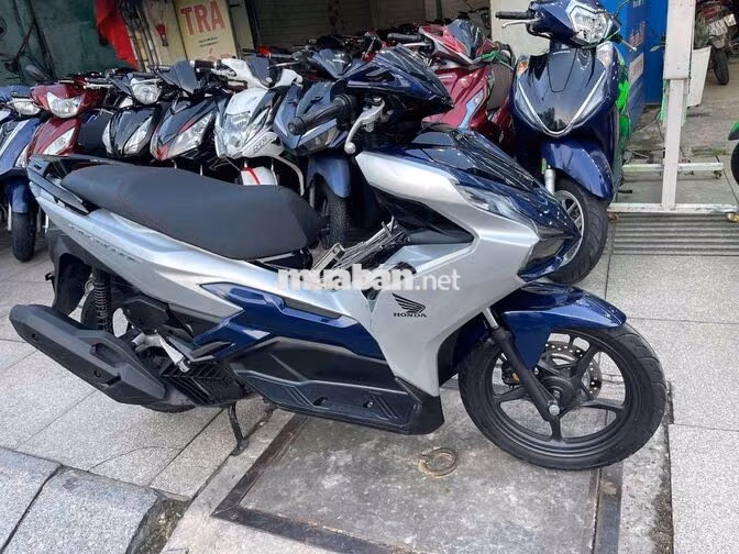 Honda Air Blade 125 4Val 2024 Xanh bạc Mới 90%