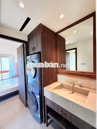 Đường Phạm Vấn, Sơn Trà – đi bộ ra biển 🏖️  ✨ Tòa nhà mới 100%