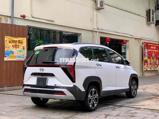 Hyundai Stargazer X 2024 Trắng Nhám 7 chỗ