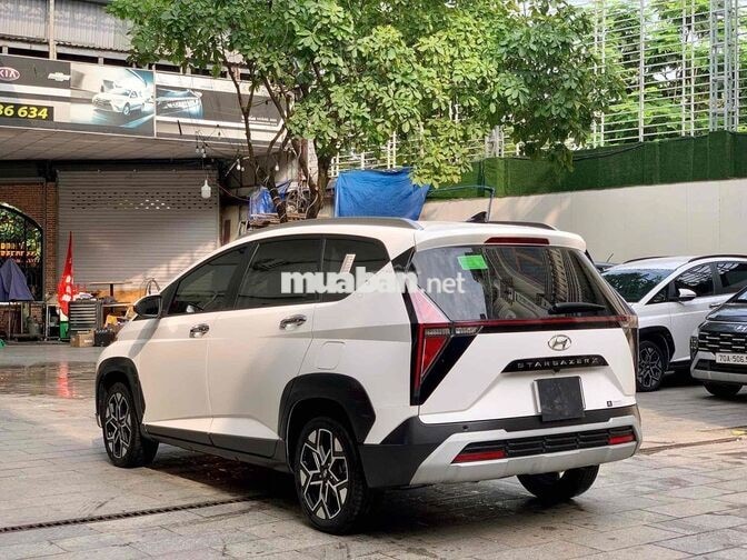 Hyundai Stargazer X 2024 Trắng Nhám 7 chỗ