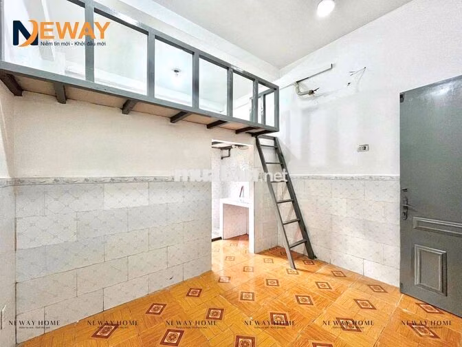 DUPLEX MỚI XÂY - THANG MÁY - MÁY LẠNH - ĐI BỘ QUA VĂN HIẾN