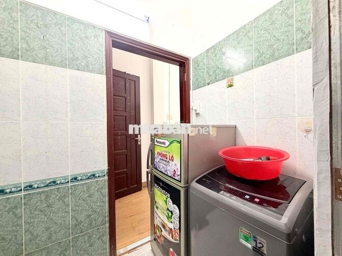 CHO THUÊ PHÒNG TRỌ 2PN 1WC - MẶT TIỀN LTK Q10 - FULL NT- ĐANG SƠN SỬA