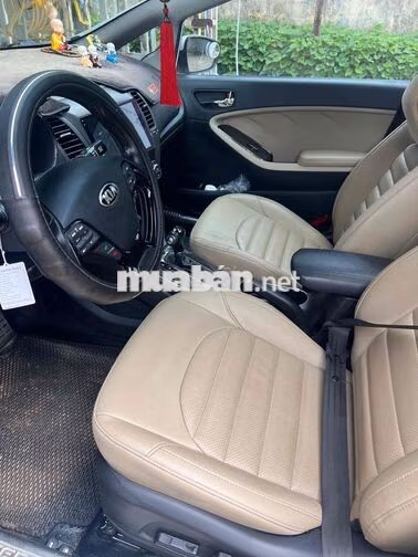 Kia Cerato 2018 1.6AT Trắng Tự động