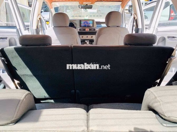 Hyundai Stargazer 2022 màu trắng 55.000km