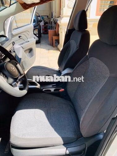 Hyundai Stargazer 2022 màu trắng 55.000km
