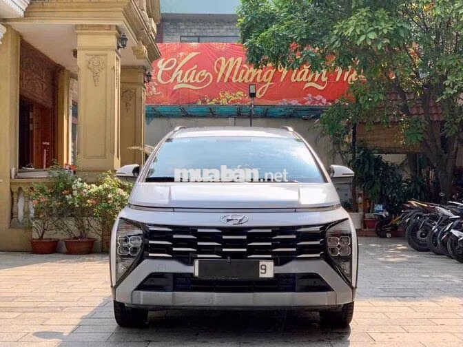 Hyundai Stargazer X 7 chỗ Trắng