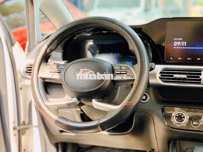 Hyundai Stargazer X 7 chỗ Trắng