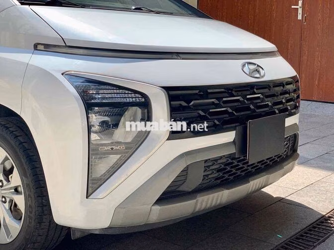 Hyundai Stargazer 2022 màu trắng 55.000km