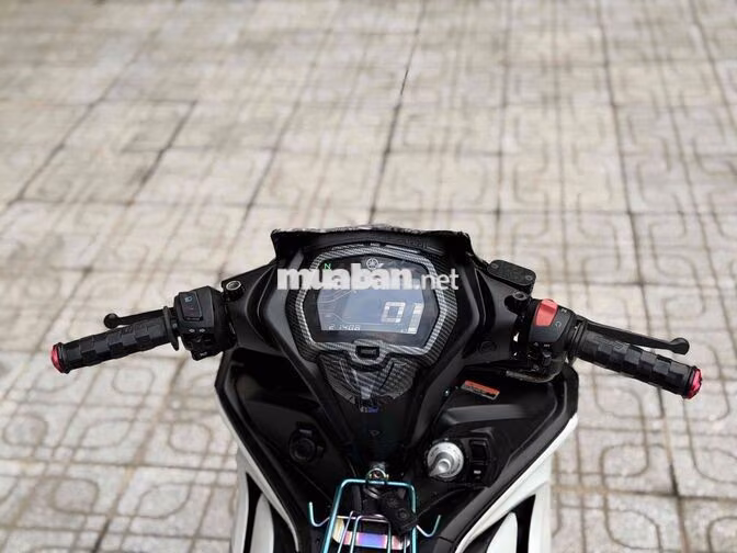 Yamaha Exciter 155 2022 Trắng đỏ mâm vàng