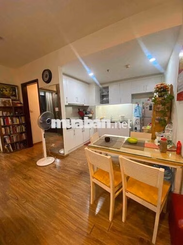 Bán căn CC Time city 75m -2ngủ -2 vc full nội thất chỉ hơn 7 tỷ .