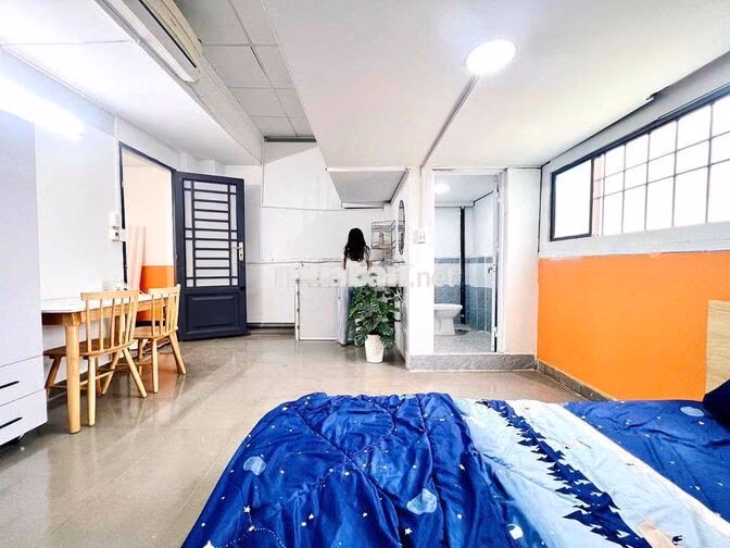 PHÒNG TRỌ FULL NỘI THẤT GẦN ĐH CÔNG THƯƠNG GÁC CAO THOÁNG MÁT