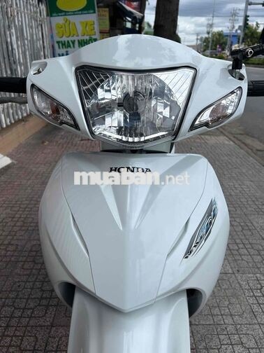 Honda Wave A110 2024 Trắng 9.000 km