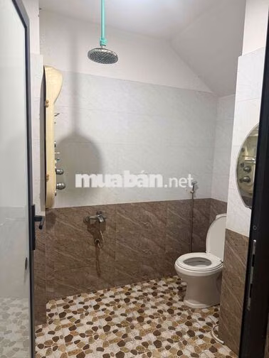 Cho thuê nhà 4 Tầng đường Lê Thị Xuyến Thanh Khê