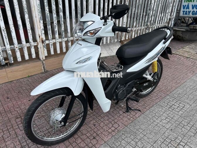 Honda Wave A110 2024 Trắng 9.000 km