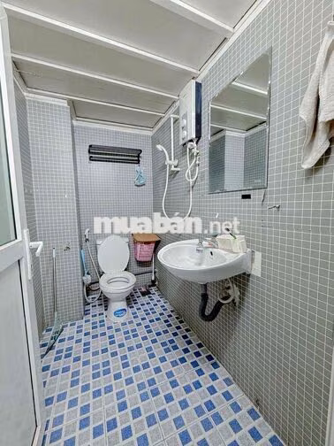 THUÊ PHÒNG MÀ DTICH SỬ DỤNG NHƯ CÁI NHÀ
