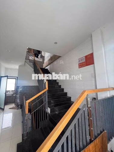 Cho thuê nhà 4 Tầng đường Lê Thị Xuyến Thanh Khê